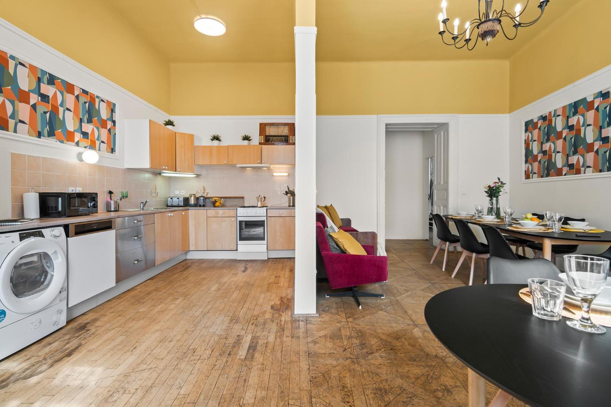 Vintage Apts In Heart Of By Michal&friends Apartmán